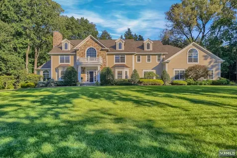 317 Briarly Drive Franklin Lakes NJ 07417