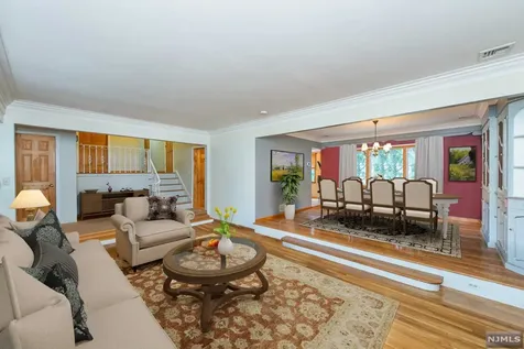 24 Wadsworth Road Glen Rock NJ 07452