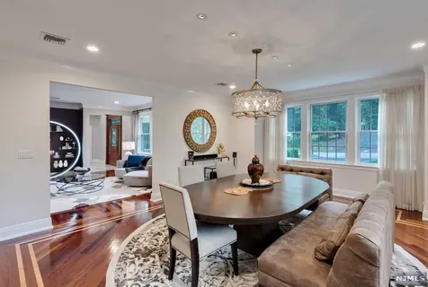 43 Cider Hill Upper Saddle River NJ 07458