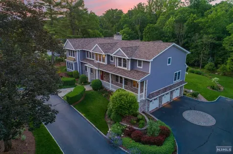 43 Cider Hill Upper Saddle River NJ 07458