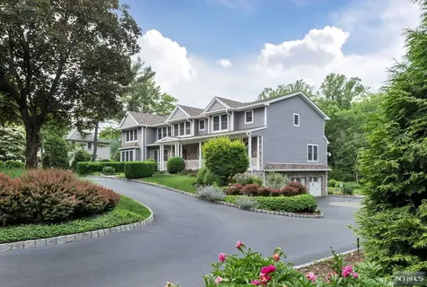 43 Cider Hill Upper Saddle River NJ 07458