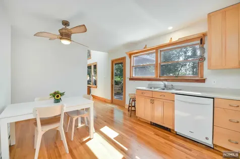 125 Upper Lakeview Avenue Ringwood NJ 07456