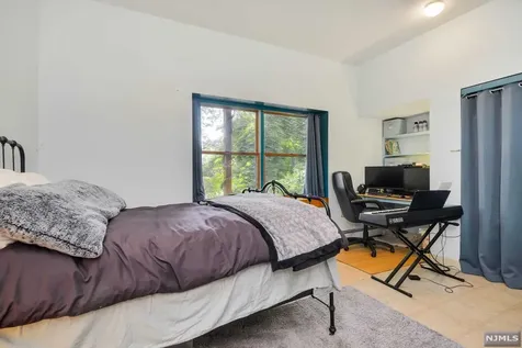 125 Upper Lakeview Avenue Ringwood NJ 07456