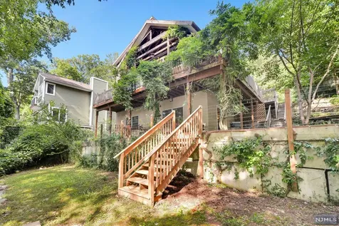 125 Upper Lakeview Avenue Ringwood NJ 07456