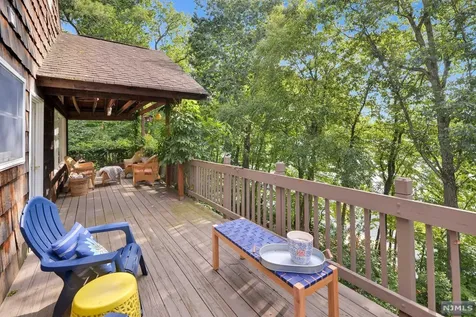 125 Upper Lakeview Avenue Ringwood NJ 07456