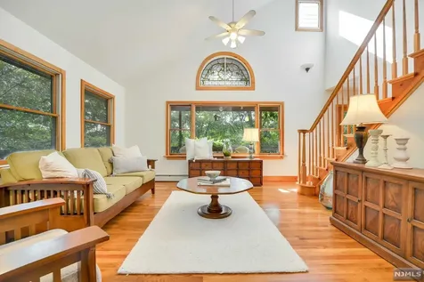 125 Upper Lakeview Avenue Ringwood NJ 07456