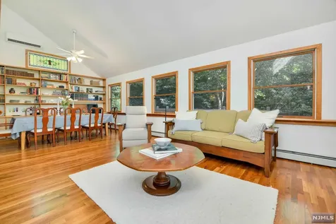 125 Upper Lakeview Avenue Ringwood NJ 07456