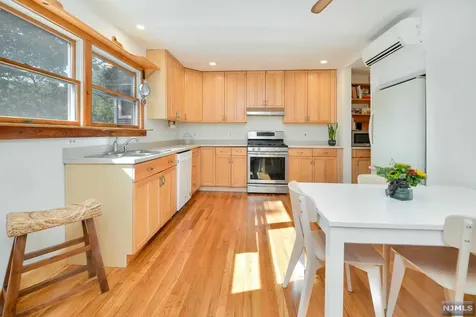 125 Upper Lakeview Avenue Ringwood NJ 07456