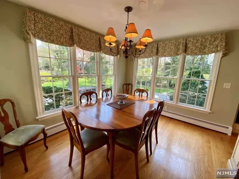 3 Brownstone Way Ho-ho-kus NJ 07423