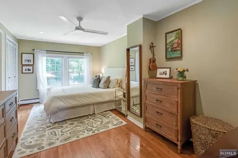 80 Brookside Avenue Allendale NJ 07401
