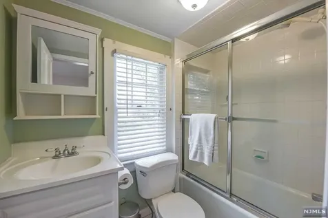80 Brookside Avenue Allendale NJ 07401