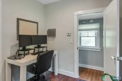 80 Brookside Avenue Allendale NJ 07401