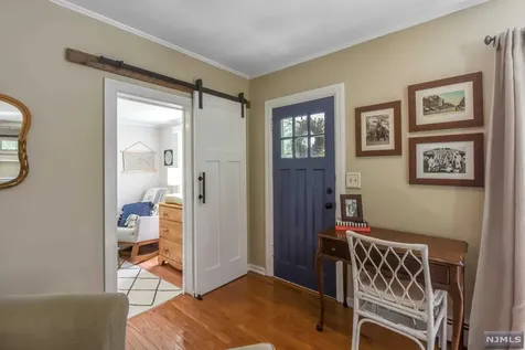 80 Brookside Avenue Allendale NJ 07401