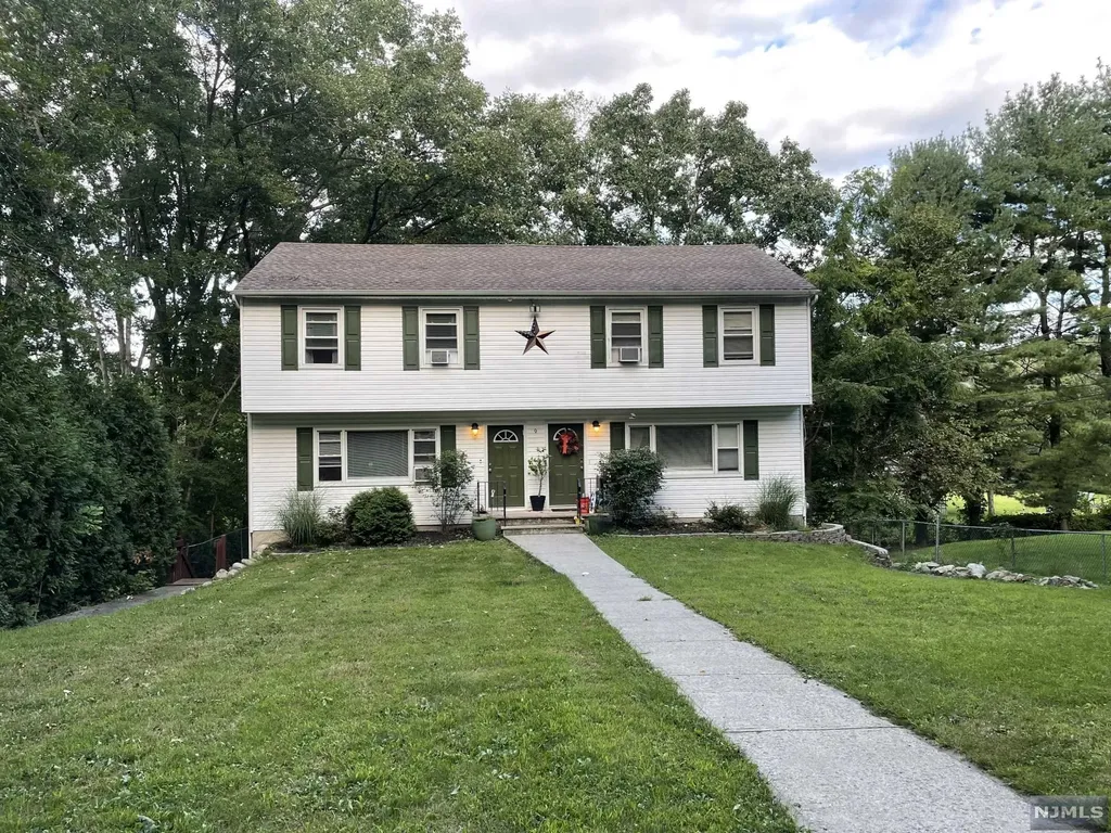 9 Gorge Drive Wanaque NJ 07420