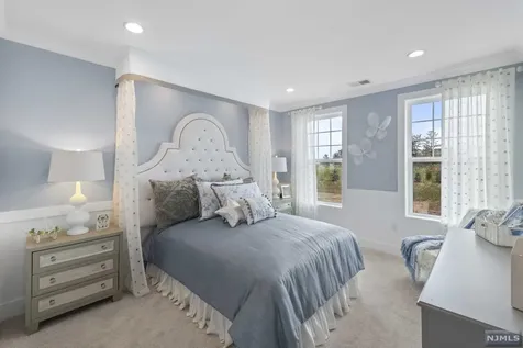 14 Driftway Lane Montvale NJ 07645