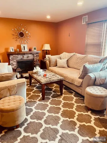 10 Mount Pleasant Avenue Woodland Park NJ 07424