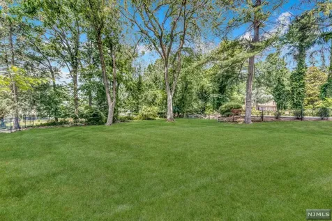 913 Franklin Turnpike Allendale NJ 07401