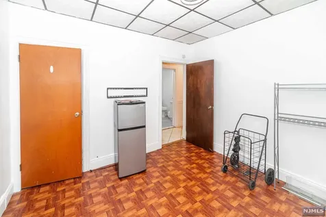 422 52nd Street West New York NJ 07093