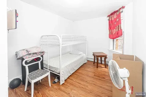 422 52nd Street West New York NJ 07093