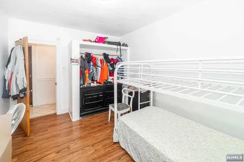 422 52nd Street West New York NJ 07093