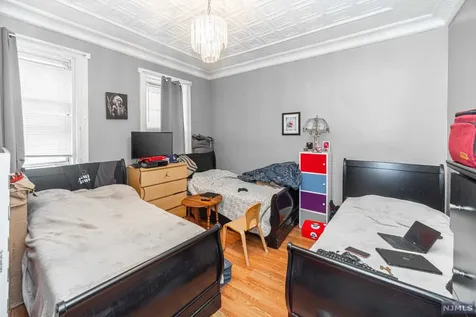 422 52nd Street West New York NJ 07093