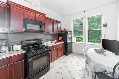 422 52nd Street West New York NJ 07093
