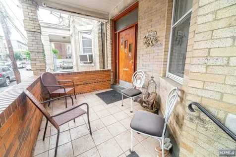 422 52nd Street West New York NJ 07093