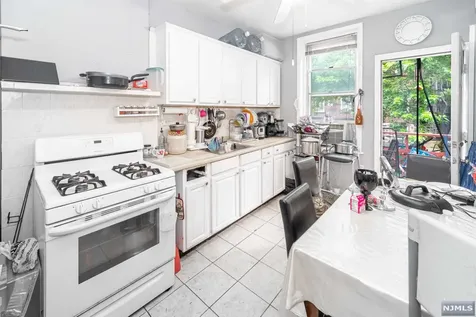 422 52nd Street West New York NJ 07093