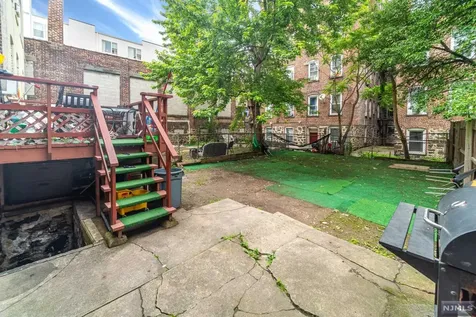 422 52nd Street West New York NJ 07093