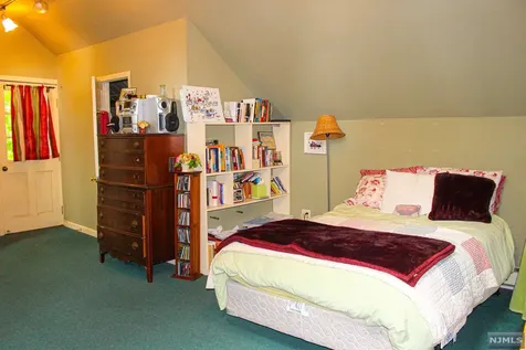 11 Elm Street Harrington Park NJ 07640