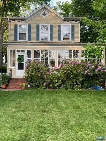 11 Elm Street Harrington Park NJ 07640