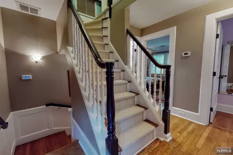 445 Colonial Road Ridgewood NJ 07450