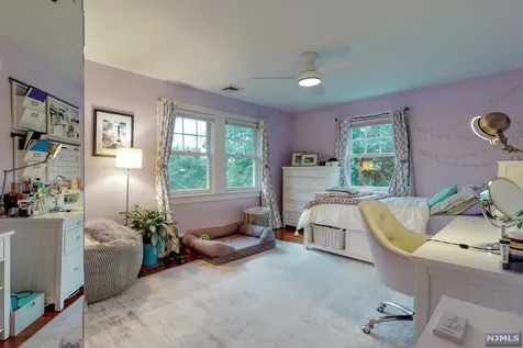 445 Colonial Road Ridgewood NJ 07450
