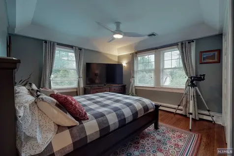 445 Colonial Road Ridgewood NJ 07450