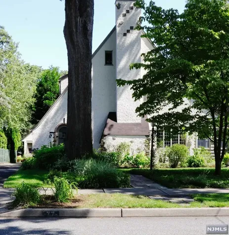 77 Sherwood Road Ridgewood NJ 07450