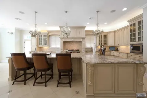 45 Lynn Drive Englewood Cliffs NJ 07632