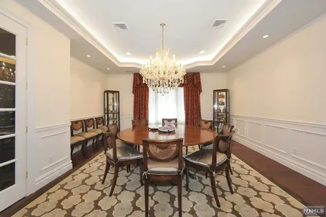 45 Lynn Drive Englewood Cliffs NJ 07632