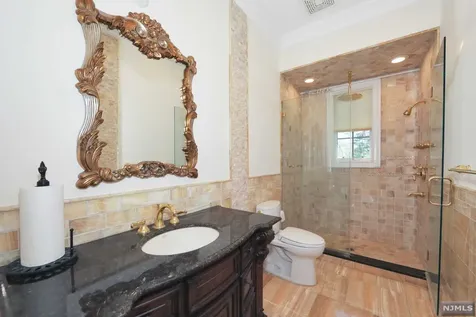 45 Lynn Drive Englewood Cliffs NJ 07632