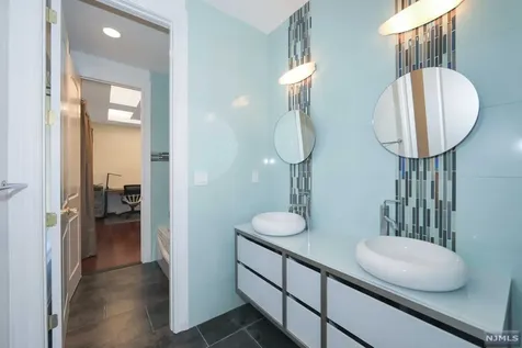 45 Lynn Drive Englewood Cliffs NJ 07632