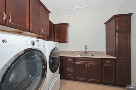45 Lynn Drive Englewood Cliffs NJ 07632