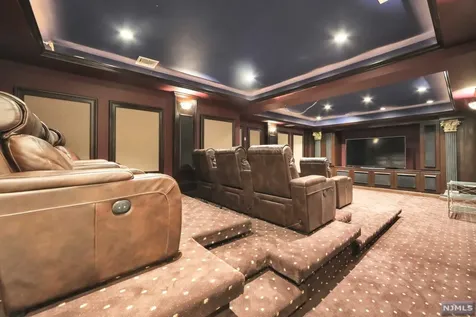 45 Lynn Drive Englewood Cliffs NJ 07632