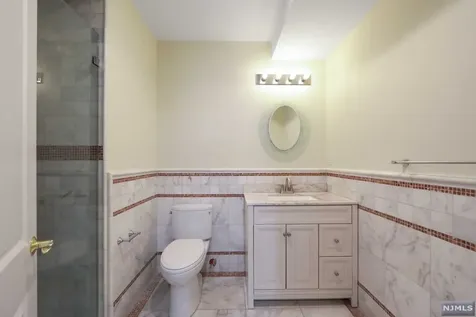 45 Lynn Drive Englewood Cliffs NJ 07632