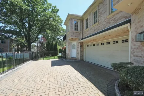 45 Lynn Drive Englewood Cliffs NJ 07632