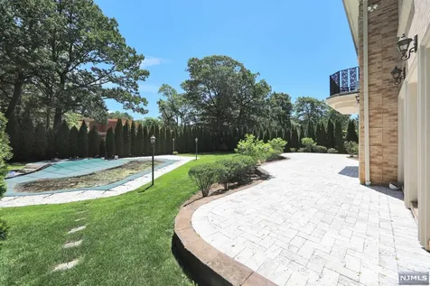 45 Lynn Drive Englewood Cliffs NJ 07632