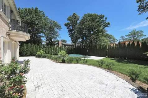 45 Lynn Drive Englewood Cliffs NJ 07632