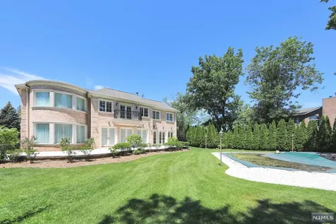 45 Lynn Drive Englewood Cliffs NJ 07632