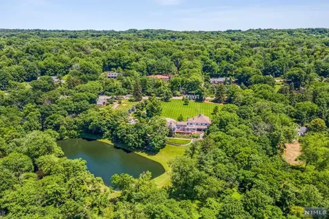 255 E Saddle River Road Saddle River NJ 07458