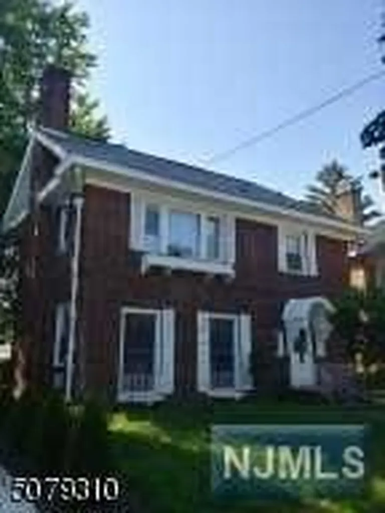 474-476 Ridge Street Newark NJ 07104