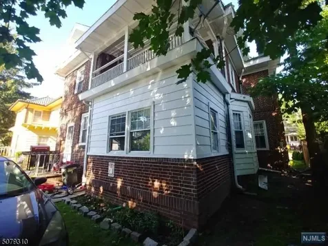 474-476 Ridge Street Newark NJ 07104