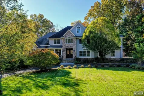 6 Rising Ridge Road Upper Saddle River NJ 07458